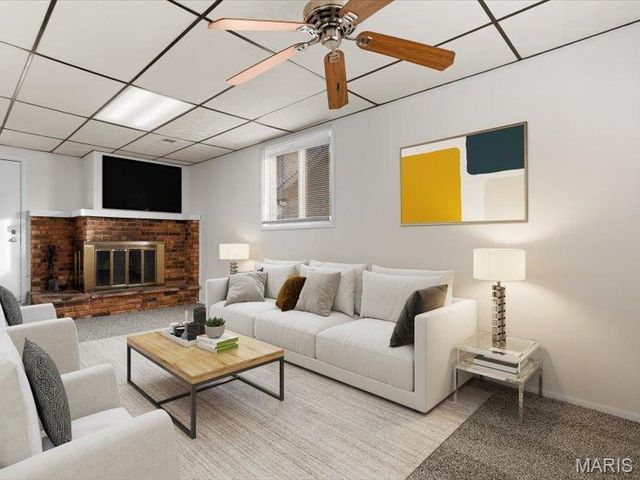 6104 Old Collinsville Road, Fairview Heights, IL 62208