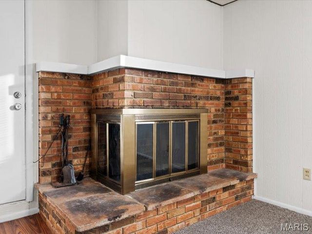 6104 Old Collinsville Road, Fairview Heights, IL 62208