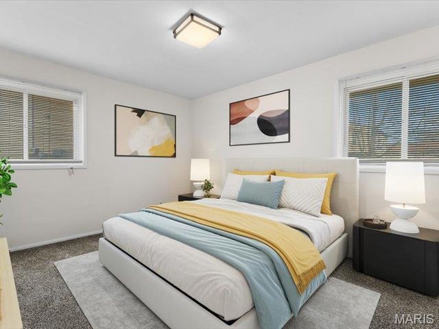 6104 Old Collinsville Road, Fairview Heights, IL 62208