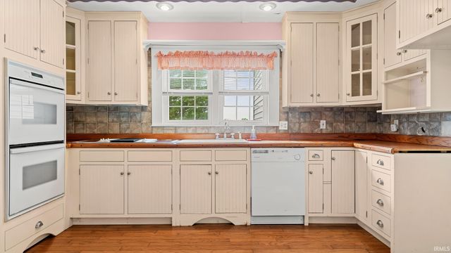 2058 E County Rd 800 N, Orleans, IN 47452