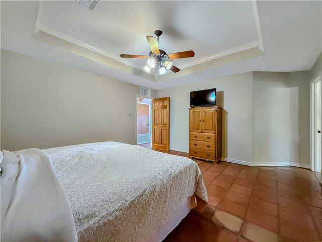 2204 Angel Ct, Corpus Christi, TX 78415