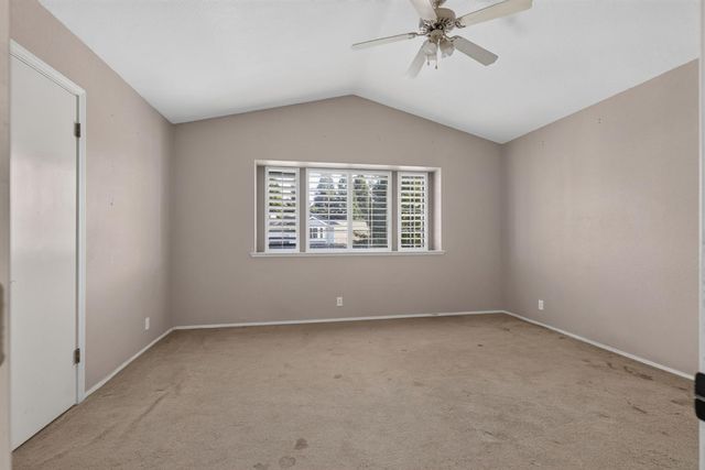 625 Vernon Oaks Dr, Roseville, CA 95678