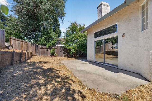 625 Vernon Oaks Dr, Roseville, CA 95678