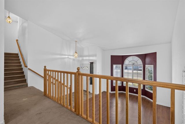 625 Vernon Oaks Dr, Roseville, CA 95678