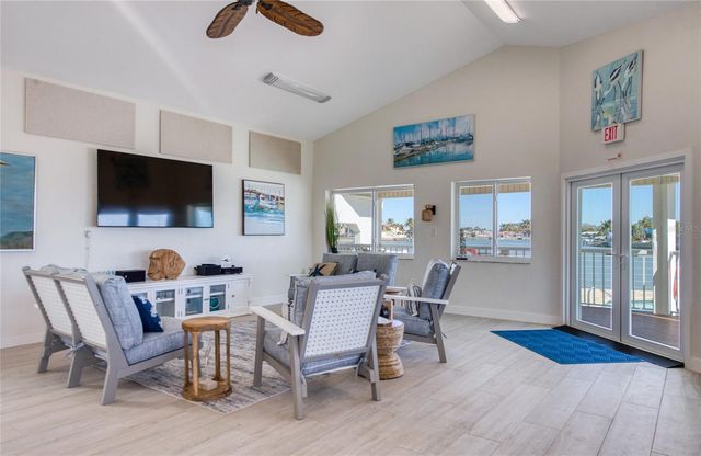 9211 CAPTIVA CIRCLE, St Pete Beach, FL 33706