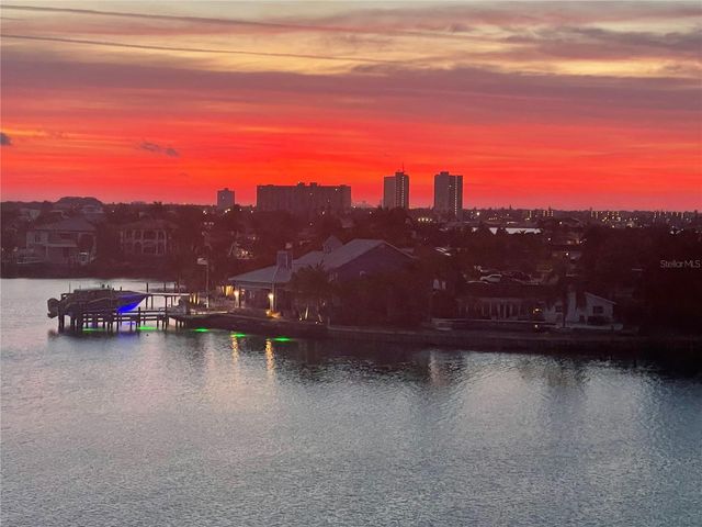 9211 CAPTIVA CIRCLE, St Pete Beach, FL 33706