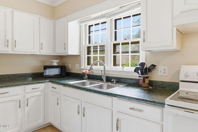 1839 Broadway Drive, Graham, NC 27253