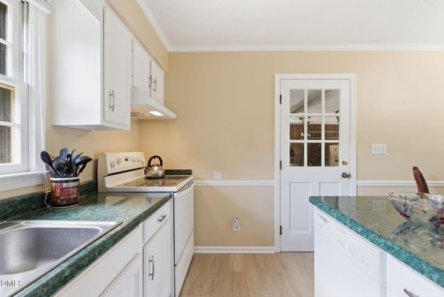1839 Broadway Drive, Graham, NC 27253