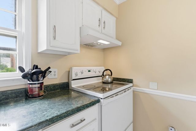 1839 Broadway Drive, Graham, NC 27253