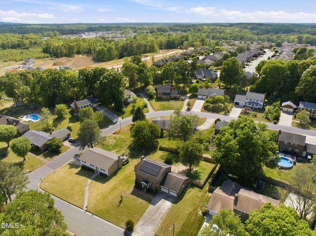 1839 Broadway Drive, Graham, NC 27253
