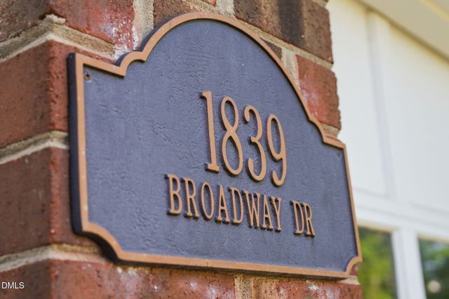 1839 Broadway Drive, Graham, NC 27253