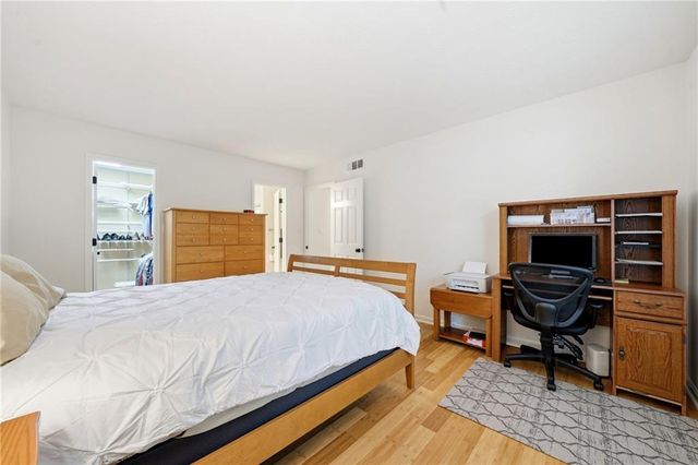 2166 N Forest Trail, Dunwoody, GA 30338