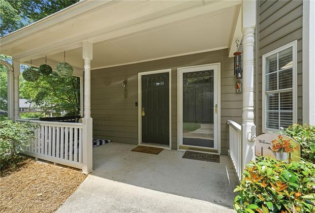 2166 N Forest Trail, Dunwoody, GA 30338