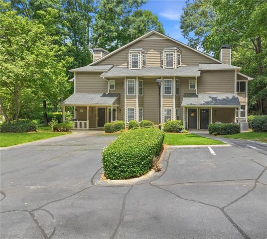 2166 N Forest Trail, Dunwoody, GA 30338