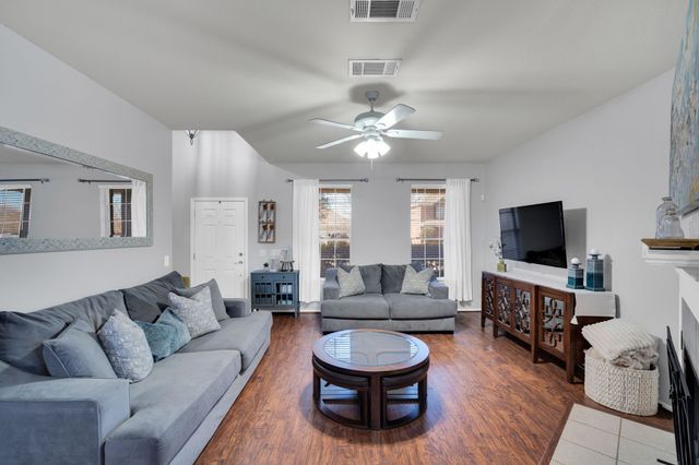 2010 Fawn Drive, Midlothian, TX 76065