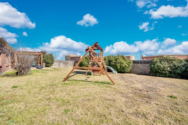 2010 Fawn Drive, Midlothian, TX 76065