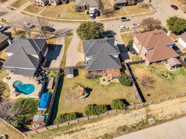 2010 Fawn Drive, Midlothian, TX 76065