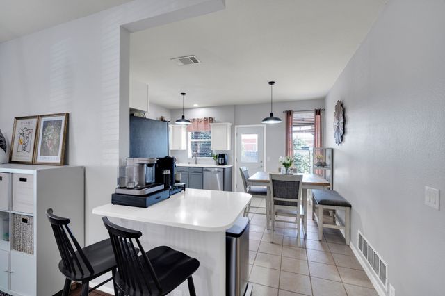 2010 Fawn Drive, Midlothian, TX 76065