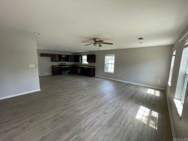 1026 Slate Creek Way, Lonsdale, AR 72087