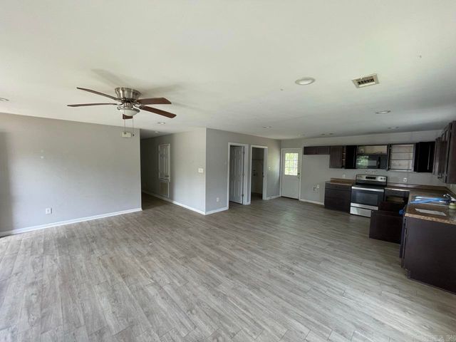 1026 Slate Creek Way, Lonsdale, AR 72087