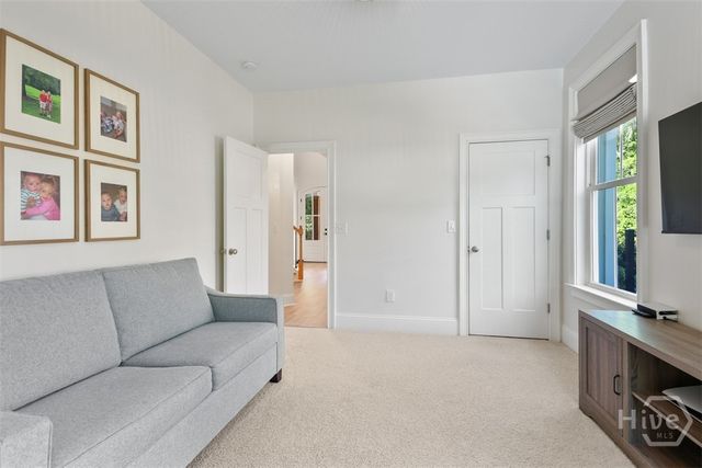 18 Lindenhill Court, Savannah, GA 31405