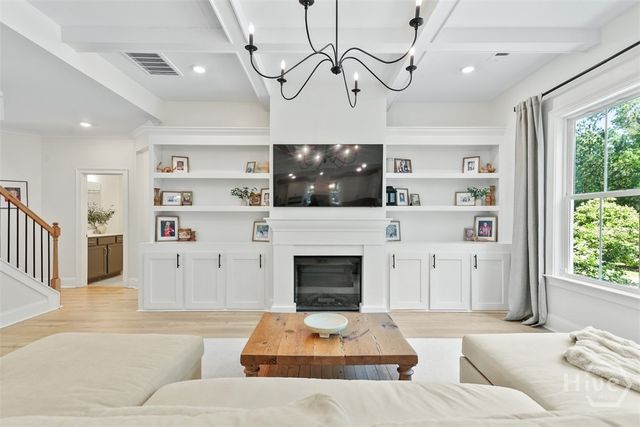 18 Lindenhill Court, Savannah, GA 31405