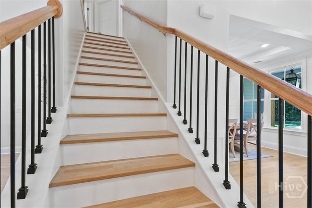 18 Lindenhill Court, Savannah, GA 31405