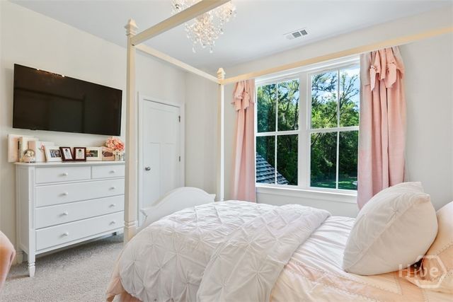 18 Lindenhill Court, Savannah, GA 31405