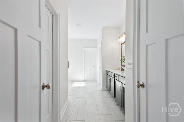 18 Lindenhill Court, Savannah, GA 31405