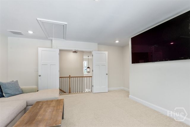 18 Lindenhill Court, Savannah, GA 31405