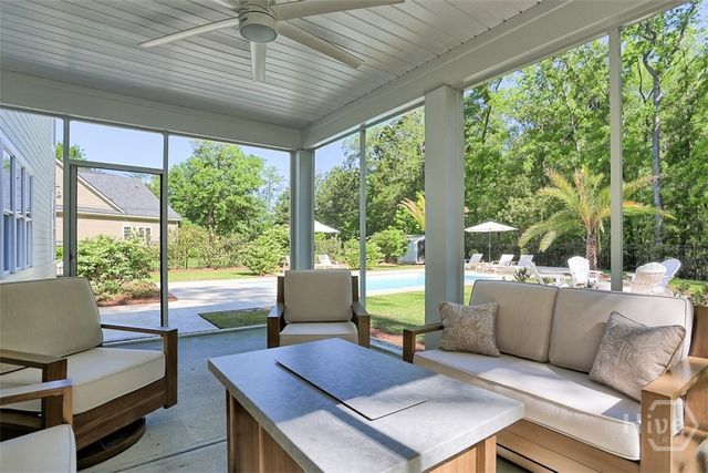 18 Lindenhill Court, Savannah, GA 31405