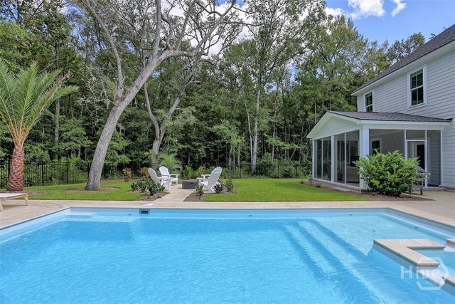 18 Lindenhill Court, Savannah, GA 31405