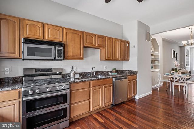 424 N LUZERNE AVE N, Baltimore, MD 21224