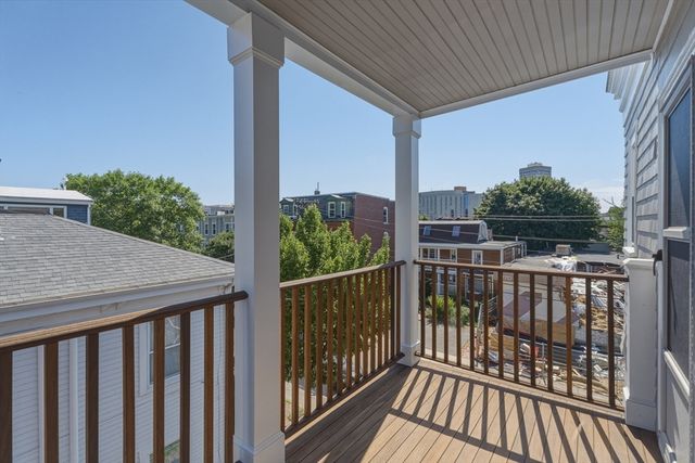 45-47 Chestnut St 3, Cambridge, MA 02139