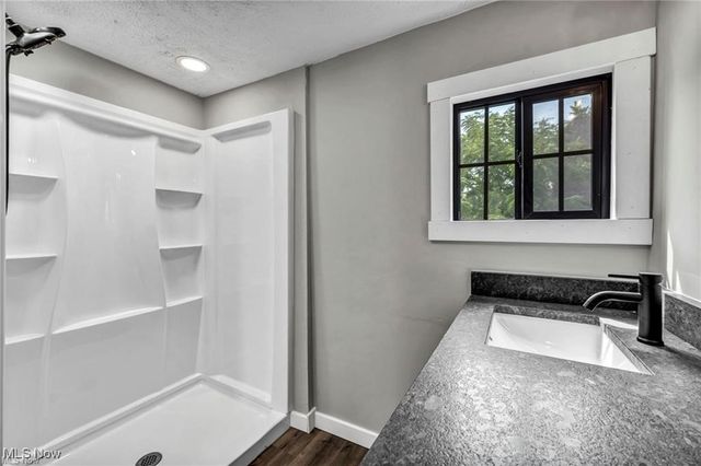 207 Water Street, Chardon, OH 44024