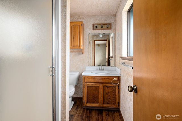 542 Dugualla Rd, Oak Harbor, WA 98277