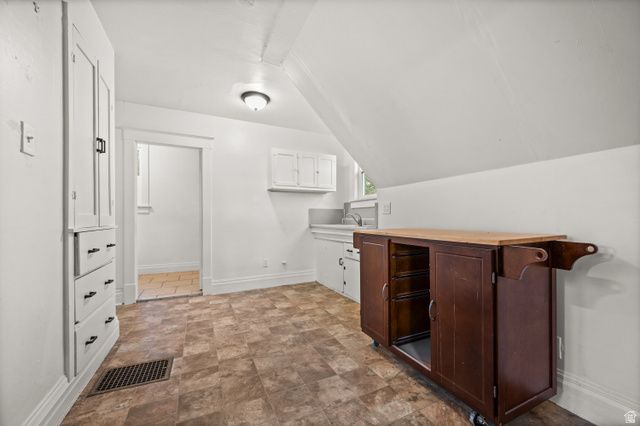 3048 OGDEN AVE, Ogden, UT 84401