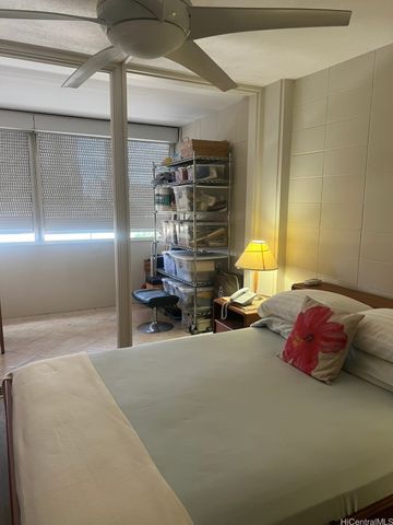 425 Ena Road B1002, Honolulu, HI 96815