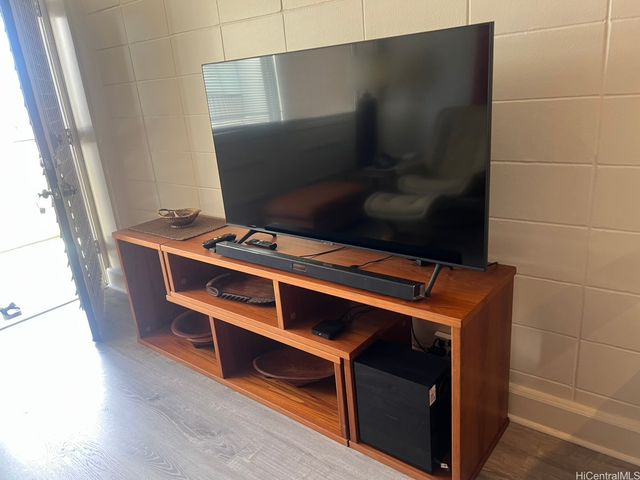 425 Ena Road B1002, Honolulu, HI 96815