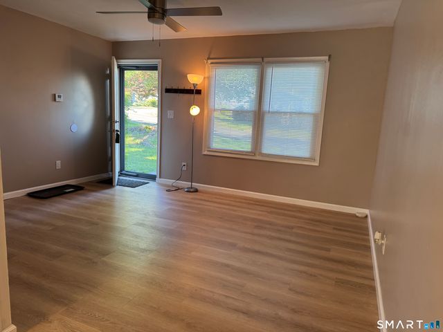 5 Webster Drive, Ansonia, CT 06401