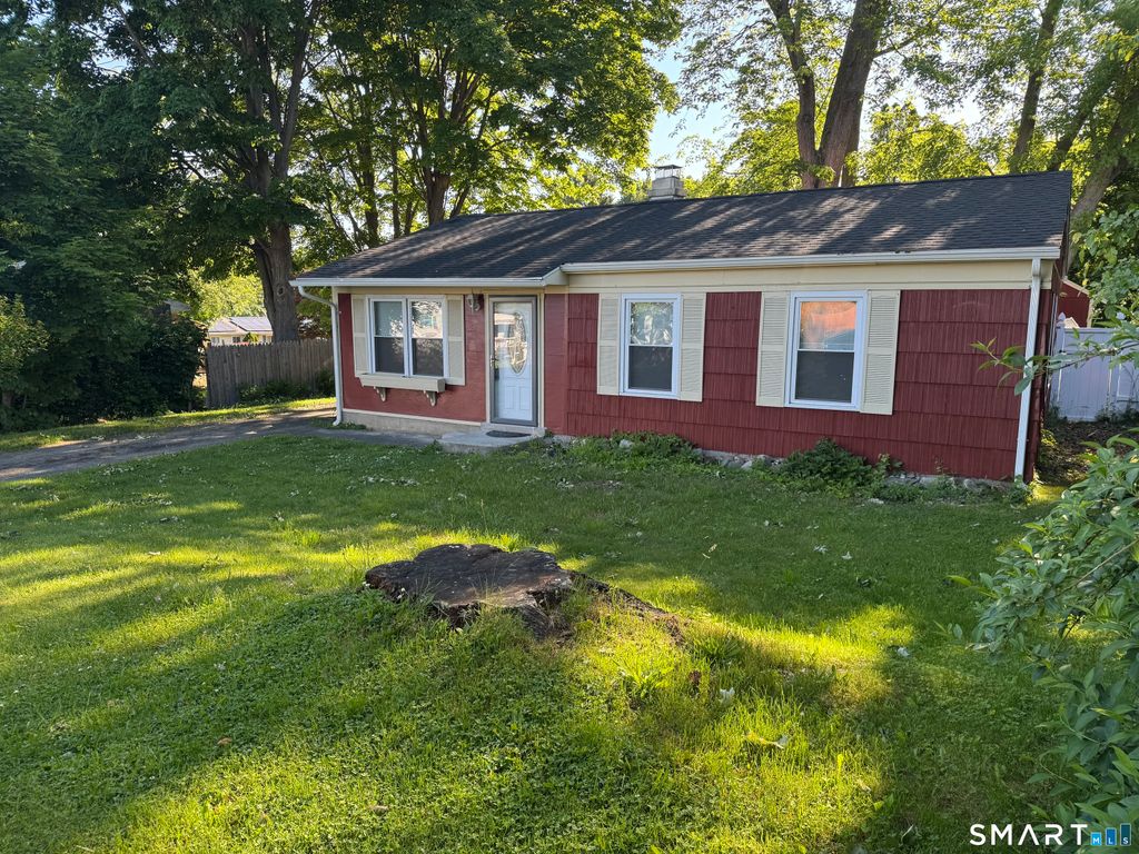 5 Webster Drive, Ansonia, CT 06401