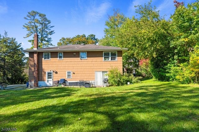 4 Horizon Dr, Roxbury Twp., NJ 07876