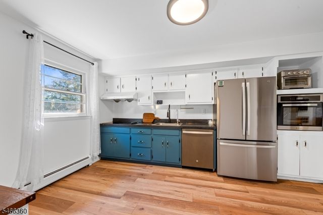 4 Horizon Dr, Roxbury Twp., NJ 07876