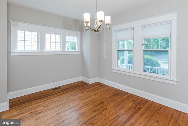 91 LINDEN LN, Princeton, NJ 08540