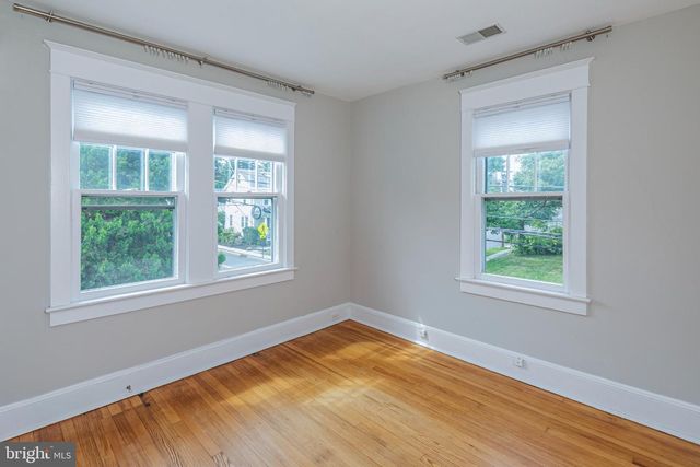 91 LINDEN LN, Princeton, NJ 08540