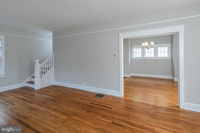 91 LINDEN LN, Princeton, NJ 08540