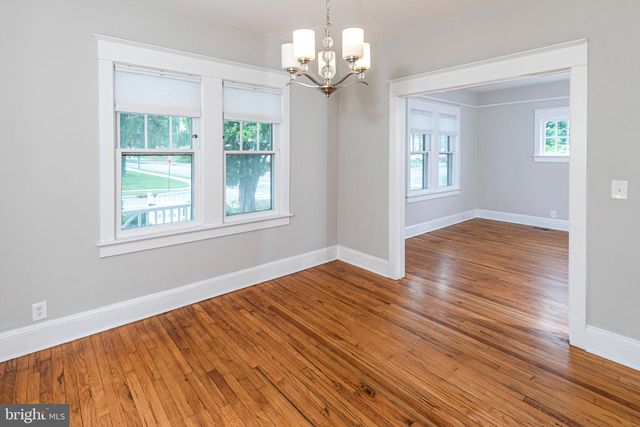 91 LINDEN LN, Princeton, NJ 08540
