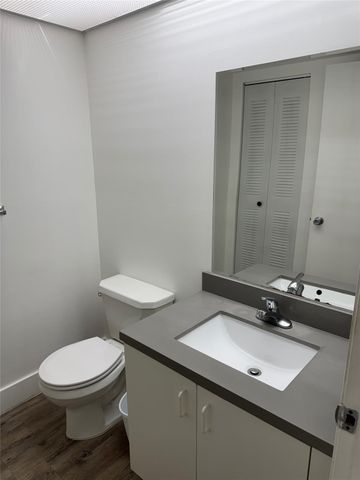 1651 SW 127th Ave 211A, Hollywood, FL 33027