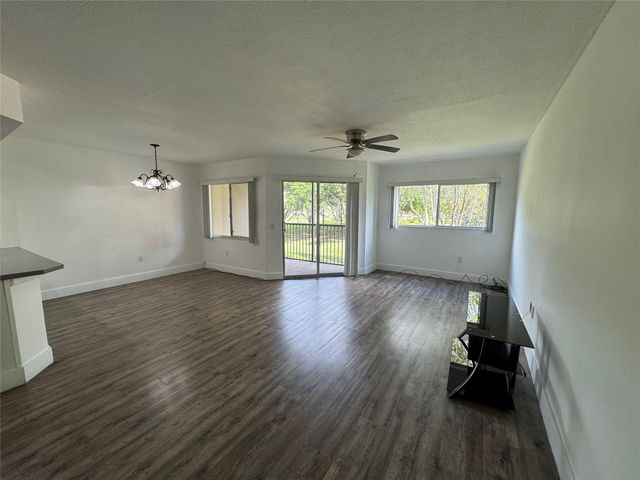 1651 SW 127th Ave 211A, Hollywood, FL 33027