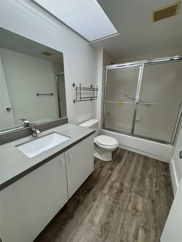 1651 SW 127th Ave 211A, Hollywood, FL 33027